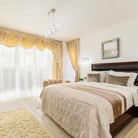 Luxury Apartment Avantgarden 3 Braşov Dış mekan fotoğraf